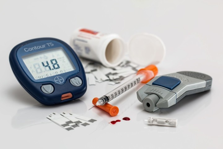 Treat diabetes with Ayurveda, Naturopathy, and Homeopathy